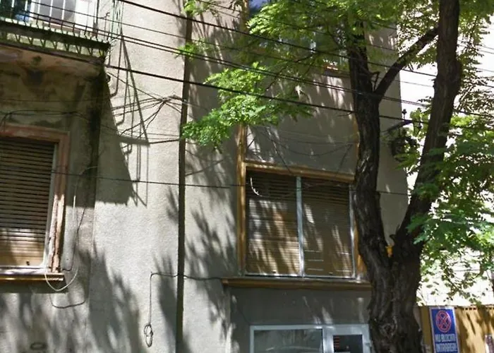 Old Fortress Exceptional Place Cosmanu 公寓 *